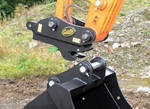 gallery/geith-quick-hitch-1